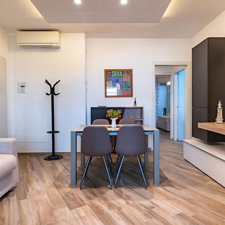 Monopoli Favolosa - Spacious 100Mq Apt. W/ Parking Exterior foto